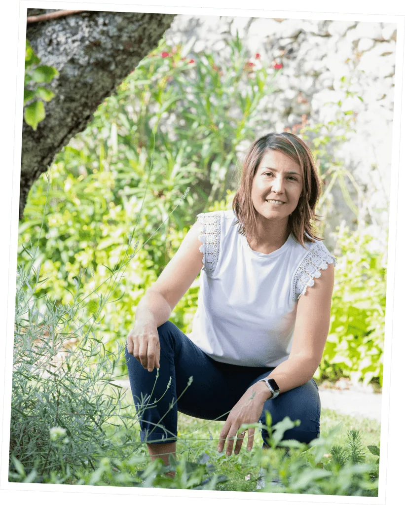 Portrait Hélène fondatrice LN Végétal Design créatrice de jardins vivants et généreux